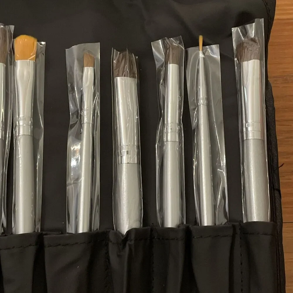 FantaSea 11 Piece Cosmetic Makeup Brush Set Roll-Up Case FSC539 Goat Pony NEW